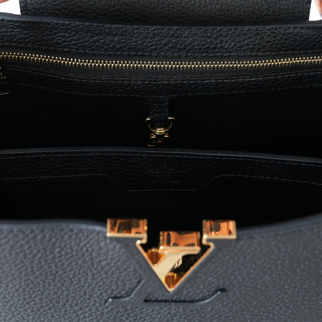 LOUIS VUITTON(USED)루이비통 M58732 시즌 카퓌신 MM